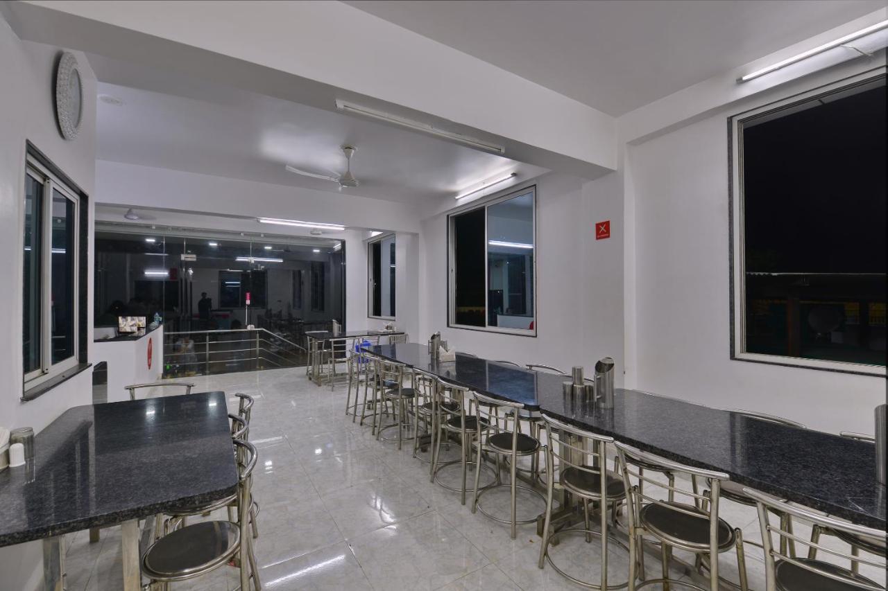 Oyo 175 Hotel Felicity Kathmandu Buitenkant foto